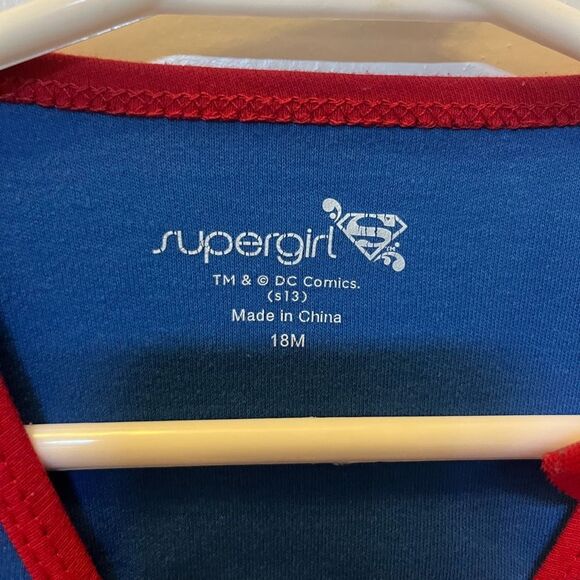 18M supergirl costume - Picture 2 of 3
